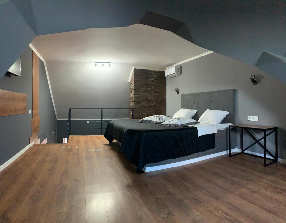 Beregynya Motel Yuzhnoukrainsk Buitenkant foto