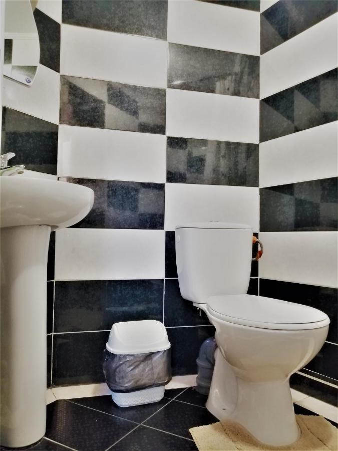Beregynya Motel Yuzhnoukrainsk Buitenkant foto