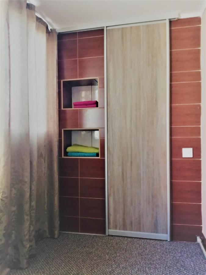 Beregynya Motel Yuzhnoukrainsk Buitenkant foto